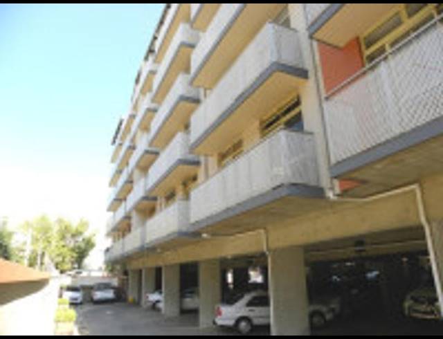 2 BEDROOM APARTMENT FOR SALE IN HILLCREST